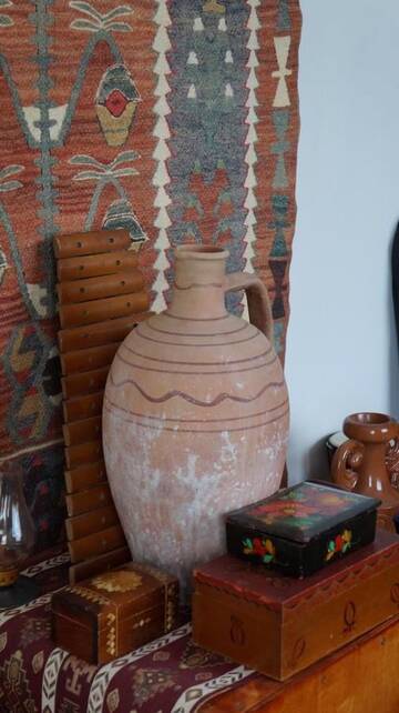 Фото номера Четырехместный номер эконом-класса Гостевой дом Pottery House г. Алаверди 3